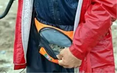 Sağanak sonrası dünyaca ünlü sahil define avcılarıyla doldu Sağanak sonrası dünyaca ünlü sahil define avcılarıyla doldu