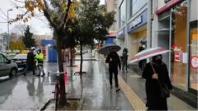 Sakarya güne yağmurla başladı Sakarya güne yağmurla başladı