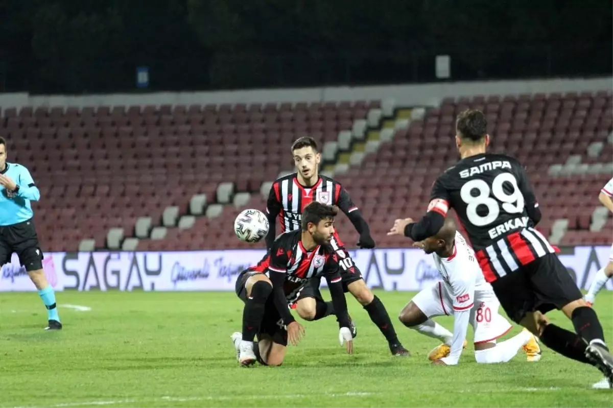 TFF 1. Lig: Balıkesirspor: 1 Yılport Samsunspor: 3