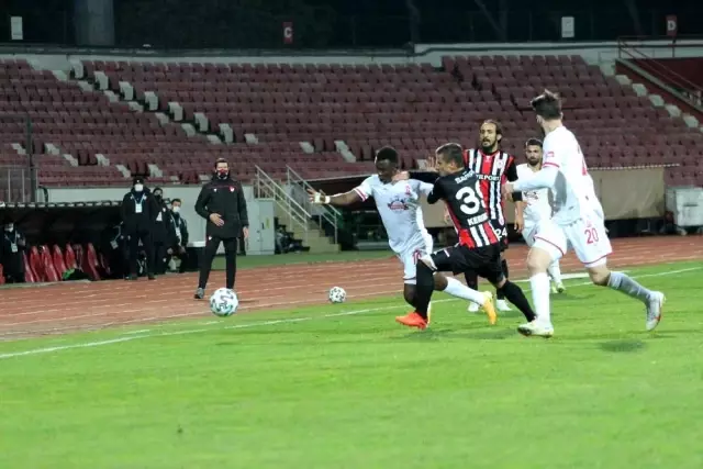 TFF 1. Lig: Balıkesirspor: 1 Yılport Samsunspor: 3