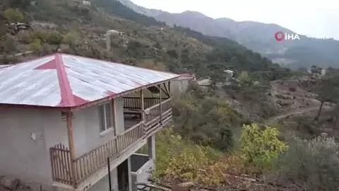 Türk siyasi tarihinde herkes değişti bu köyün muhtarı değişmedi Türk siyasi tarihinde herkes değişti bu köyün muhtarı değişmedi