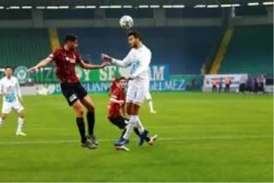 Ziraat Türkiye Kupası: Çaykur Rizespor: 3 - Eskişehirspor: 0 (Maç sonucu) Ziraat Türkiye Kupası: Çaykur Rizespor: 3 - Eskişehirspor: 0 (Maç sonucu)