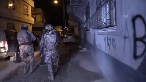 Son dakika: Adana merkezli 3 ilde terör örgütü PKK/KCK operasyonu: 5 gözaltı Son dakika: Adana merkezli 3 ilde terör örgütü PKK/KCK operasyonu: 5 gözaltı