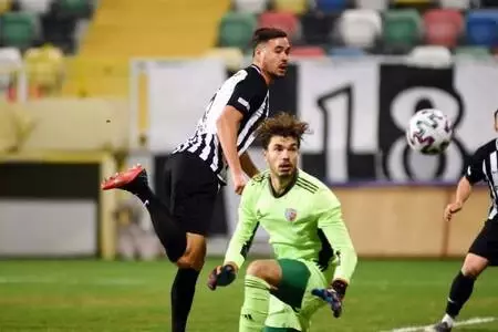 Altay'da Berkay göze girdi Altay'da Berkay göze girdi