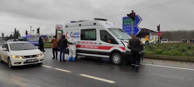 Ambulans kazasında üniversite öğrencisi genç kız hayatını kaybetti Ambulans kazasında üniversite öğrencisi genç kız hayatını kaybetti