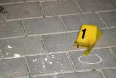 Berber dükkanında silahlı kavga: 1 yaralı Berber dükkanında silahlı kavga: 1 yaralı