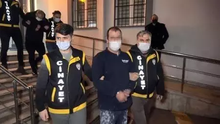 Bursa'da sahte içkiden ölenlerin sayısı 3'e çıktı; 11 kişinin tedavisi sürüyor Bursa'da sahte içkiden ölenlerin sayısı 3'e çıktı; 11 kişinin tedavisi sürüyor