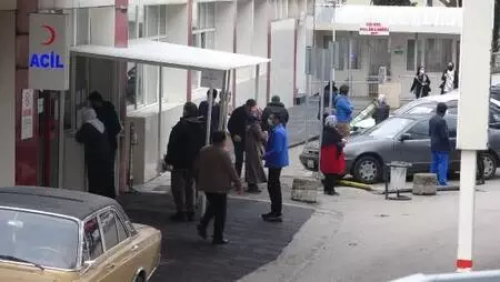 Bursa'da sahte içkiden ölenlerin sayısı 3'e çıktı; 11 kişinin tedavisi sürüyor Bursa'da sahte içkiden ölenlerin sayısı 3'e çıktı; 11 kişinin tedavisi sürüyor