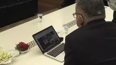 Büyükşehir Belediye Başkanı Büyükkılıç, AA'nın 'Yılın Fotoğrafları' oylamasına katıldı Büyükşehir Belediye Başkanı Büyükkılıç, AA'nın 'Yılın Fotoğrafları' oylamasına katıldı