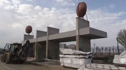(DRONE) Deniz kenarındaki millet bahçesinde Vakfıkebir ekmeğinin hikayesi anlatılacak (2) (DRONE) Deniz kenarındaki millet bahçesinde Vakfıkebir ekmeğinin hikayesi anlatılacak (2)