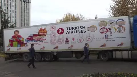 Doğu ve Güneydoğu'daki çocuklar için hazırlanan 'Hediye Karavanı' yola çıktı Doğu ve Güneydoğu'daki çocuklar için hazırlanan 'Hediye Karavanı' yola çıktı
