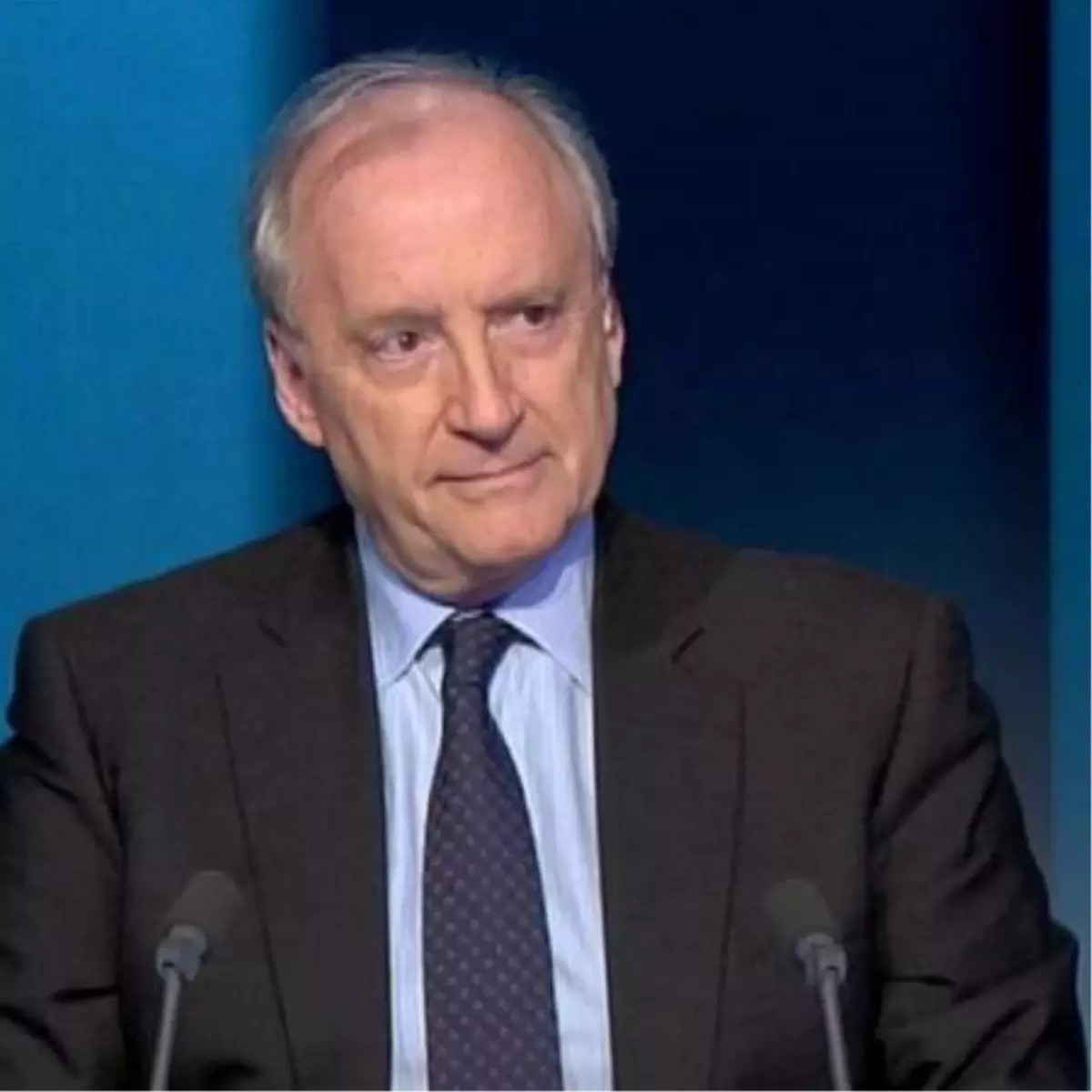 Fransa eski Dışişleri Bakanı: Avrupalılar arasında kurtulmamız gereken bir şizofreni hali var