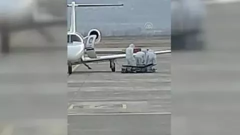 Son dakika gündem: GÜMÜŞHANE - Kovid-19 tedavisi gören Söğütlü Belediye Başkanı Koç, Ankara'ya sevk edildi Son dakika gündem: GÜMÜŞHANE - Kovid-19 tedavisi gören Söğütlü Belediye Başkanı Koç, Ankara'ya sevk edildi