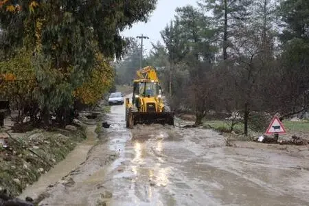 Kaş'ta sel ve su baskınlarında 70 dönüm tarım arazisi zarar gördü Kaş'ta sel ve su baskınlarında 70 dönüm tarım arazisi zarar gördü