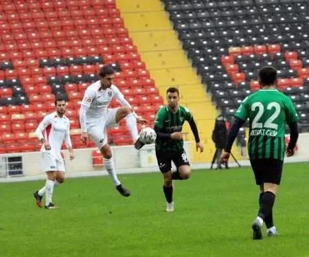 Kocaelispor: 3-2 Kocaelispor: 3-2