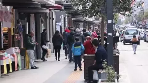 Son dakika haberi... Koronavirüsü yenen validen 'tedbirlere uyun' çağrısı Son dakika haberi... Koronavirüsü yenen validen 'tedbirlere uyun' çağrısı