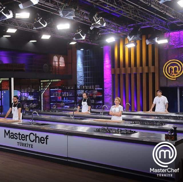 MasterChef'te ortalık karıştı! Mehmet Şef ile Barbaros birbirine girdi MasterChef'te ortalık karıştı! Mehmet Şef ile Barbaros birbirine girdi