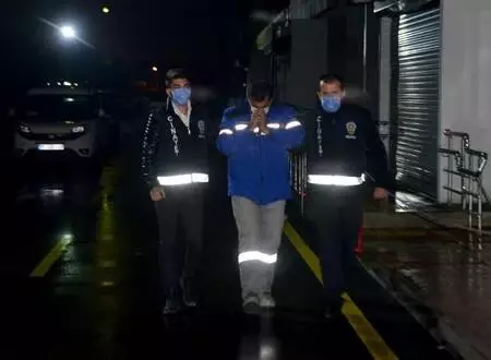 Ölüme neden olan beton mikseri sürücü: Kazayı fark etmedim, çukura düştüm sandım Ölüme neden olan beton mikseri sürücü: Kazayı fark etmedim, çukura düştüm sandım