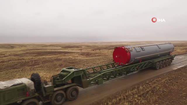 Putin'in 'yenilmez' dediği Avangard balistik füzesi aktif hale getirildi