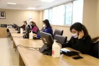 Şahinbey'den karantinadaki vatandaşlara sıcak yemek ve gıda paketi Şahinbey'den karantinadaki vatandaşlara sıcak yemek ve gıda paketi