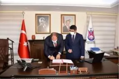 Şehzadeler'de imzalar ova yolları için atıldı