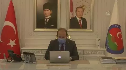 Şırnak Valisi Pehlivan, AA'nın 'Yılın Fotoğrafları' oylamasına katıldı Şırnak Valisi Pehlivan, AA'nın 'Yılın Fotoğrafları' oylamasına katıldı