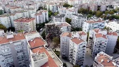 Sözbilir: İzmir'de yıkıcı bir deprem olma olasılığı yüksek, hazırlıklı olunmalı Sözbilir: İzmir'de yıkıcı bir deprem olma olasılığı yüksek, hazırlıklı olunmalı