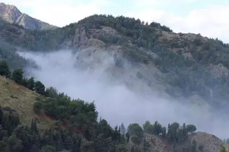 Spil Dağı'nda sis güzelliği
