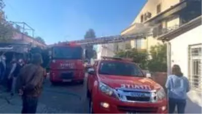 Evde çıkan yangında bir kişi öldü Evde çıkan yangında bir kişi öldü