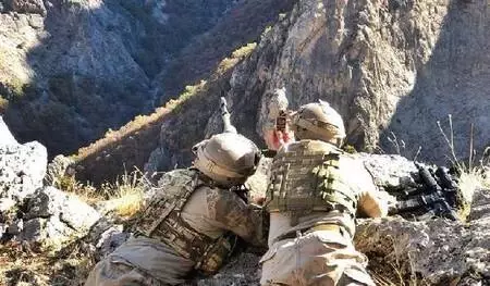 7 bin 642 personelle gerçekleştirilen 'Yıldırım-4 Munzur Kutu' operasyonu devam ediyor 7 bin 642 personelle gerçekleştirilen 'Yıldırım-4 Munzur Kutu' operasyonu devam ediyor