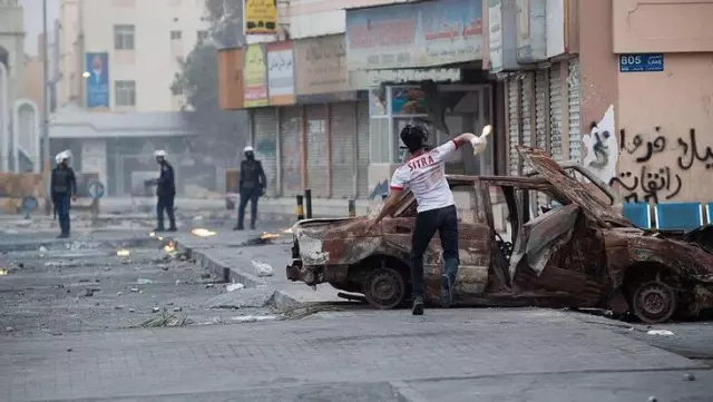 Arap Baharı'nın 10 yılında 10 ülkenin hikâyesi: Ekmek, özgürlük ve onur kavgasından geriye ne kaldı? Arap Baharı'nın 10 yılında 10 ülkenin hikâyesi: Ekmek, özgürlük ve onur kavgasından geriye ne kaldı?