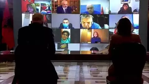 Arnavutluk Başbakanı Rama'dan Türkiye'nin Kovid-19'la mücadelesine övgü Arnavutluk Başbakanı Rama'dan Türkiye'nin Kovid-19'la mücadelesine övgü