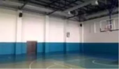 BAÜN'den Yasemin Adar'a jest BAÜN'den Yasemin Adar'a jest