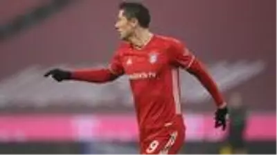 Bayern Münih, Lewandowski'nin golleriyle Wolfsburg'u 2-1 yendi Bayern Münih, Lewandowski'nin golleriyle Wolfsburg'u 2-1 yendi
