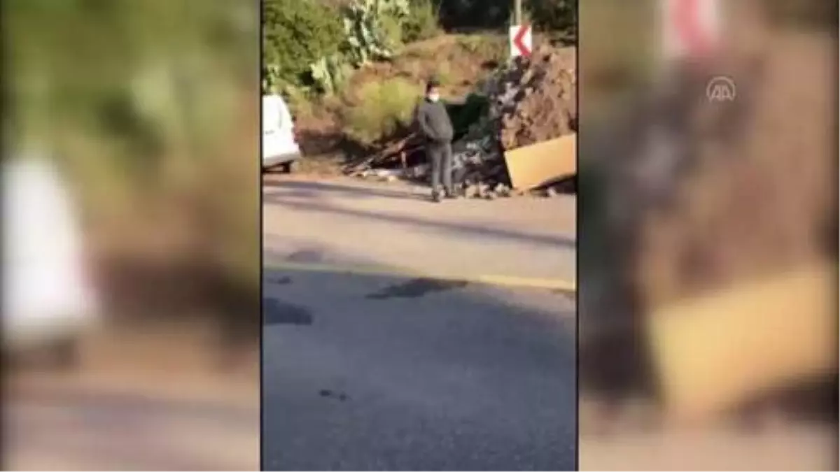 Bodrum'da kamyon, zeminin çökmesi sonucu çukura düştü