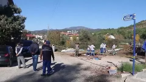 Son dakika... Çocukların bulduğu tarihi mezarda kazı çalışması başlatıldı Son dakika... Çocukların bulduğu tarihi mezarda kazı çalışması başlatıldı