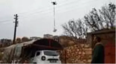Diyarbakır polisinden görülmemiş hizmet: Kısıtlamada drone ile ilaç dağıtıldı Diyarbakır polisinden görülmemiş hizmet: Kısıtlamada drone ile ilaç dağıtıldı