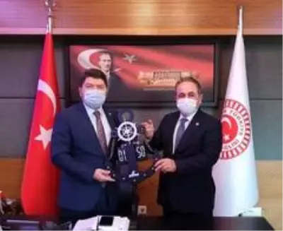 Eski Vekil Demir'den Tunç'a 'hayırlı olsun Eski Vekil Demir'den Tunç'a 'hayırlı olsun