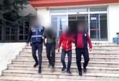 Son dakika haberi | Nizip'te ev ve iş yeri hırsızlığı: 5 şüpheli yakalandı Son dakika haberi | Nizip'te ev ve iş yeri hırsızlığı: 5 şüpheli yakalandı
