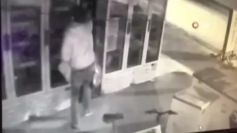 Hırsızın enerji içeceği aşkı, market sahibini isyan ettirdi Hırsızın enerji içeceği aşkı, market sahibini isyan ettirdi