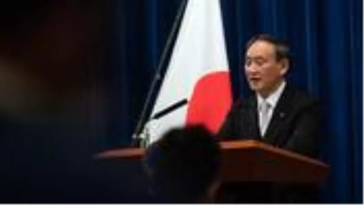 Japonya Başbakanı, korona tedbirlerini hiçe sayıp yemekli toplantı düzenlediği için halktan özür diledi