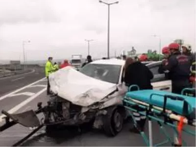 Kocaeli'de zincirleme trafik kazası: 1 ağır yaralı Kocaeli'de zincirleme trafik kazası: 1 ağır yaralı