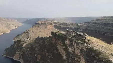 Polis, kısıtlamada acil ilaçları dronla ulaştırdı Polis, kısıtlamada acil ilaçları dronla ulaştırdı