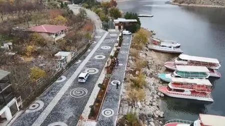 Polis, kısıtlamada acil ilaçları dronla ulaştırdı Polis, kısıtlamada acil ilaçları dronla ulaştırdı