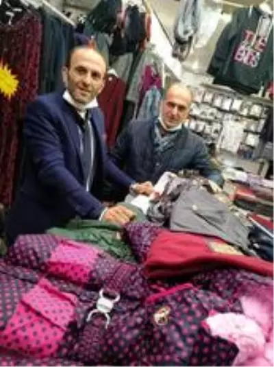 Rize'de ihtiyaç sahibi ailelerin gönlünü alacaklar Rize'de ihtiyaç sahibi ailelerin gönlünü alacaklar