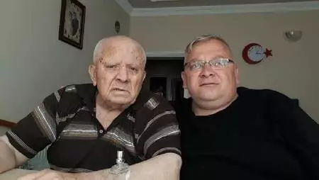 Samsun'da baba ve oğlu, 20 dakika arayla koronavirüsten öldü Samsun'da baba ve oğlu, 20 dakika arayla koronavirüsten öldü