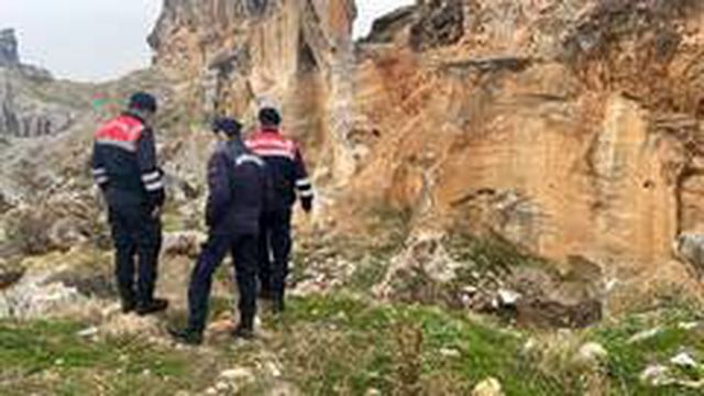 Tarihe büyük saygısızlık! 2 bin yıllık Herkül'ü delik deşik ettiler, asasını çaldılar