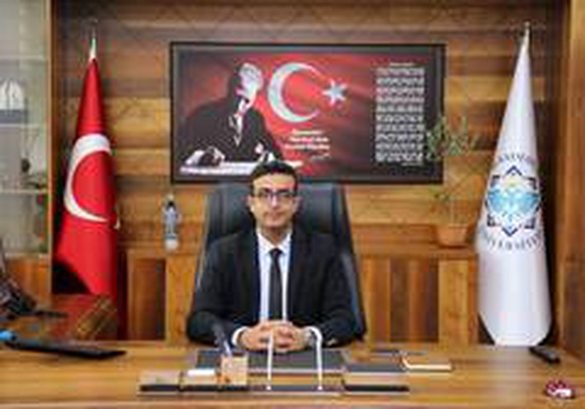 ALKÜ'ye Türk dili ve kültürüne hizmet ve yayın ödülü