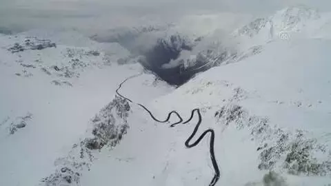Son Dakika | Çığda 42 kişinin hayatını kaybettiği Bahçesaray yolu en küçük riskte kapatılacak Son Dakika | Çığda 42 kişinin hayatını kaybettiği Bahçesaray yolu en küçük riskte kapatılacak