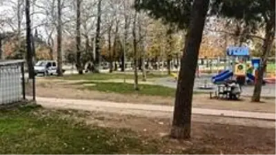 Bursa'da dehşet: Çocuk parkında arkadaşının boğazını kesti Bursa'da dehşet: Çocuk parkında arkadaşının boğazını kesti